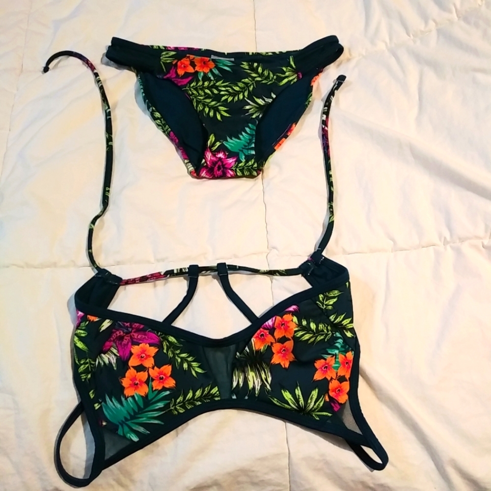 Xhilaration swimsuit
